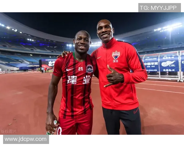 水晶宫与南安普敦激战正酣赛果揭晓引发球迷热议 水晶宫与南安普敦激战正酣赛果揭晓引发球迷热议